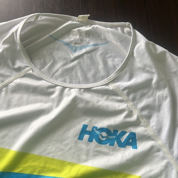 Hoka One One small pro technical shirt - Picture 2 of 4